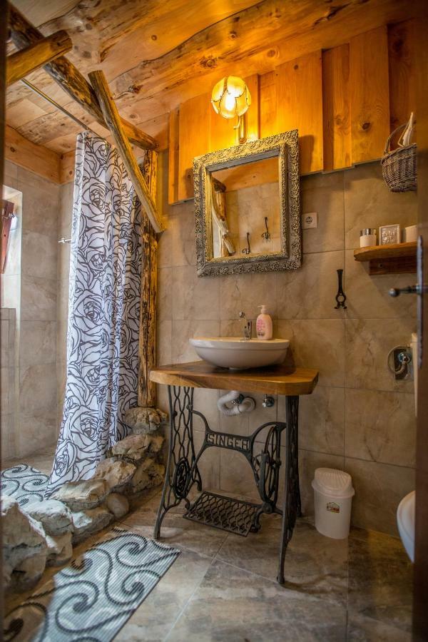 Sumski Dvori Apartment Огулин Екстериор снимка